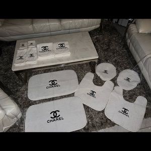 Bathroom set white and black